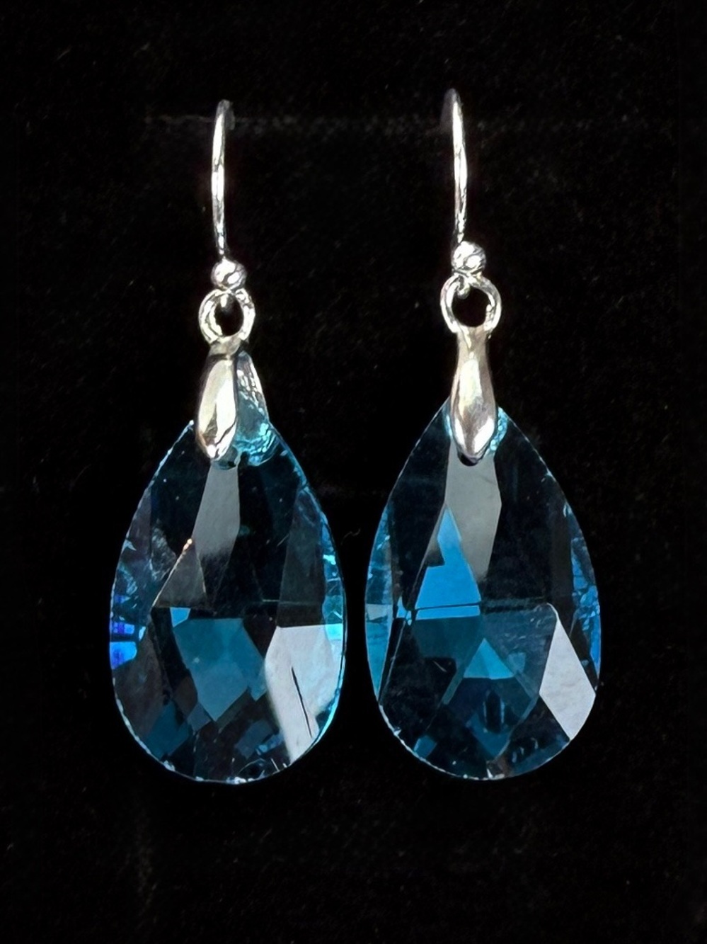 Elegant Blue Bling Silvertone Teardrop Pierced Earrings